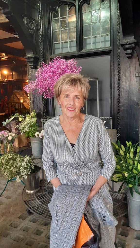 Dave And Shirley tweet media