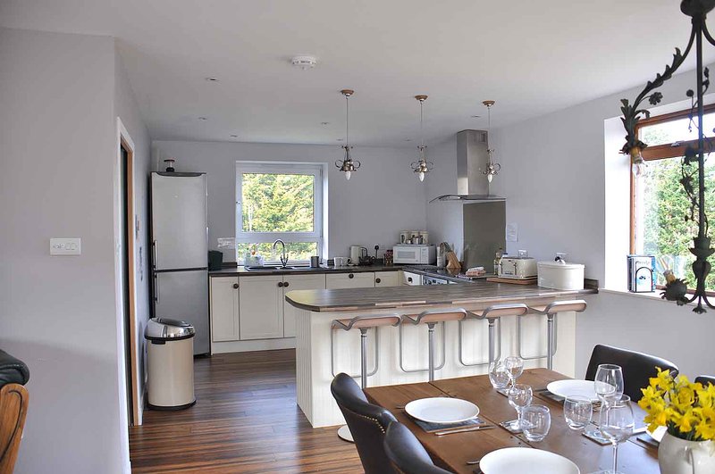 TheHolidayCots's tweet photo. The Whitehouse has late availability from 2nd - 9th & 16th - 23rd of October as well as all throughout November and December.
🛏️ Sleeps 1-8
https://t.co/R5ZrGzVEjy
#Naast #Poolewe #RossShire #Sleeps8 #WinterBreak #Availability #SelfCatering #HolidayCottage #Family #Holiday https://t.co/IFlSWcDuIn