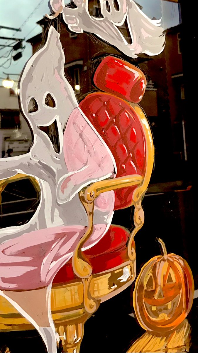 Studio4Tokyo's tweet photo. Boo to You!
#windowpainting #doodlestokyo #windowsplash #boo #spooky #Halloween https://t.co/TqVzUdXWIB