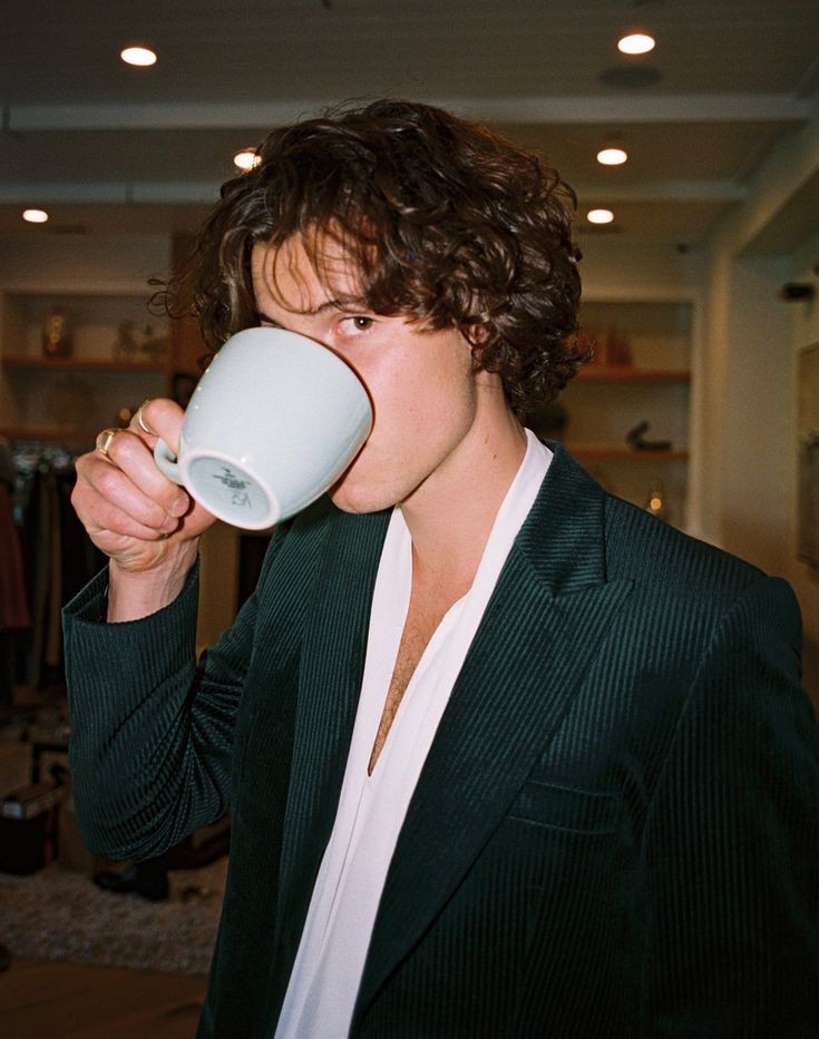 sheloostcontrol's tweet photo. Bom dia amiges Mendes Army ou Shawn Stan! Como vocês estão?
Falta 1 hora para a nossa Stream Party começar! 🥳🎉 Estão ansioses?
Comentem aqui embaixo usando as hashtags:
#WonderStreamParty e #WonderTheWorldTour https://t.co/V5wNpcHMN5