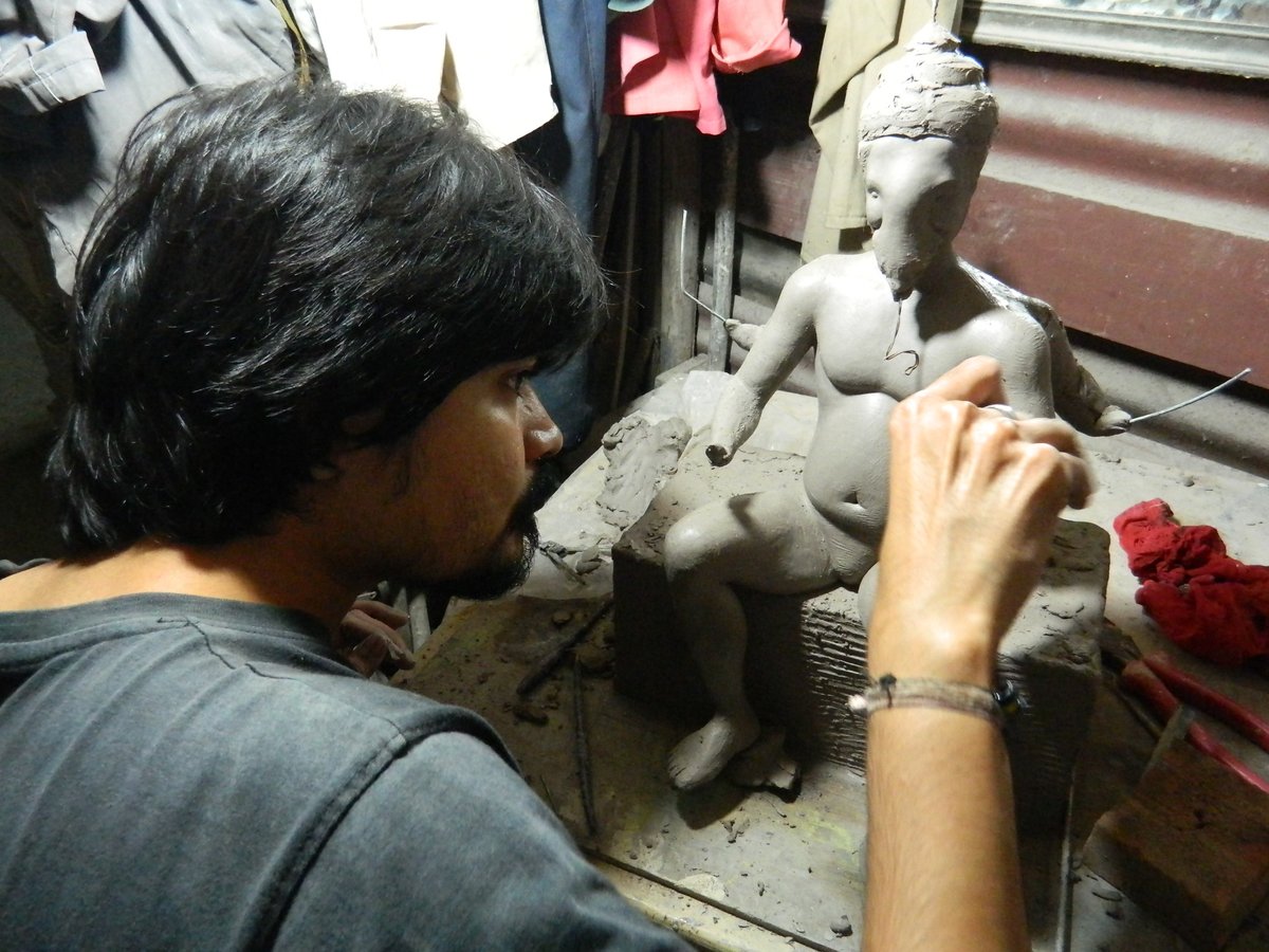 papilon_studio's tweet photo. https://t.co/J1Ot0fkIJN
Making of "LALBAUGH CHA RAJA"
#lalbaughcharaja #lalbaugh #clay #ecofriendly 
@LalbaugchaRaja @SandeshMundhe5 @papilon_studio https://t.co/GNj8WlJnTy