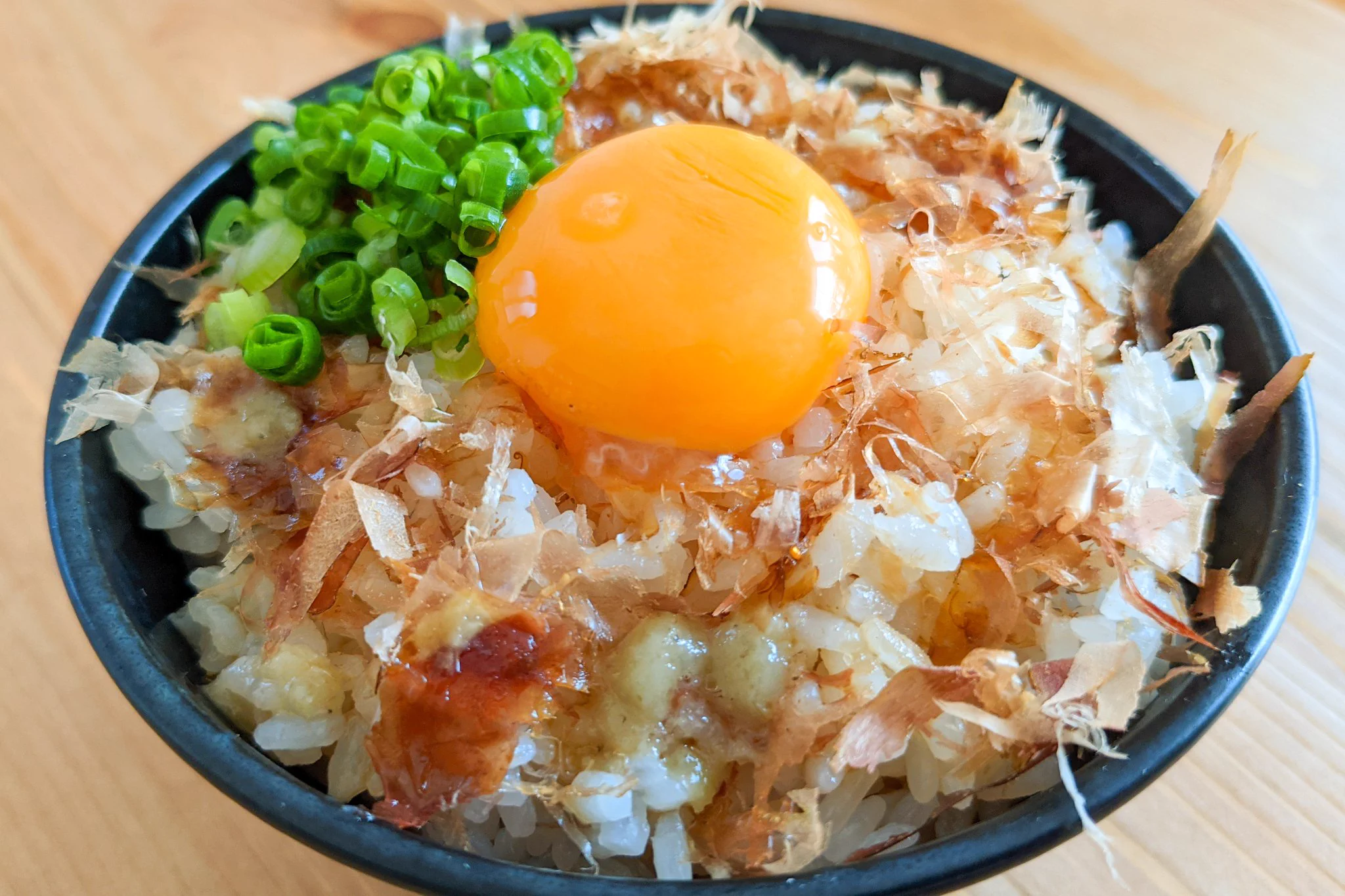 ちょっと意外な調味料を使った、とっても美味しそうな卵かけご飯レシピ！