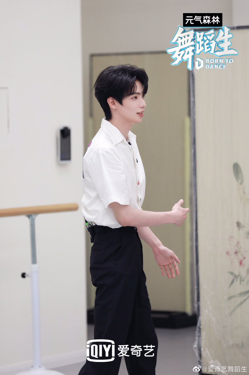 I vote IXFORM #LuoYizhou from China for
#100MostHandsomeMen2021 
#TBworld2021
#TopBeautyWorld2021