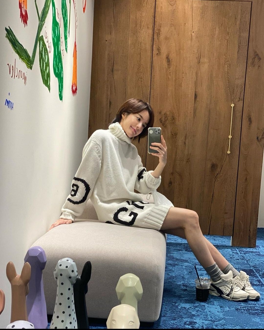 양진성 on X: "애정하는 작가님들과의 콜라보로 완성한 특별한 공간. #명품키즈부티크 #퀴이퀴이 Let's sing like a  small bird! c u i c u i designer boutique only for kids #cuicui #퀴이퀴이 #손정민  #임세연 #