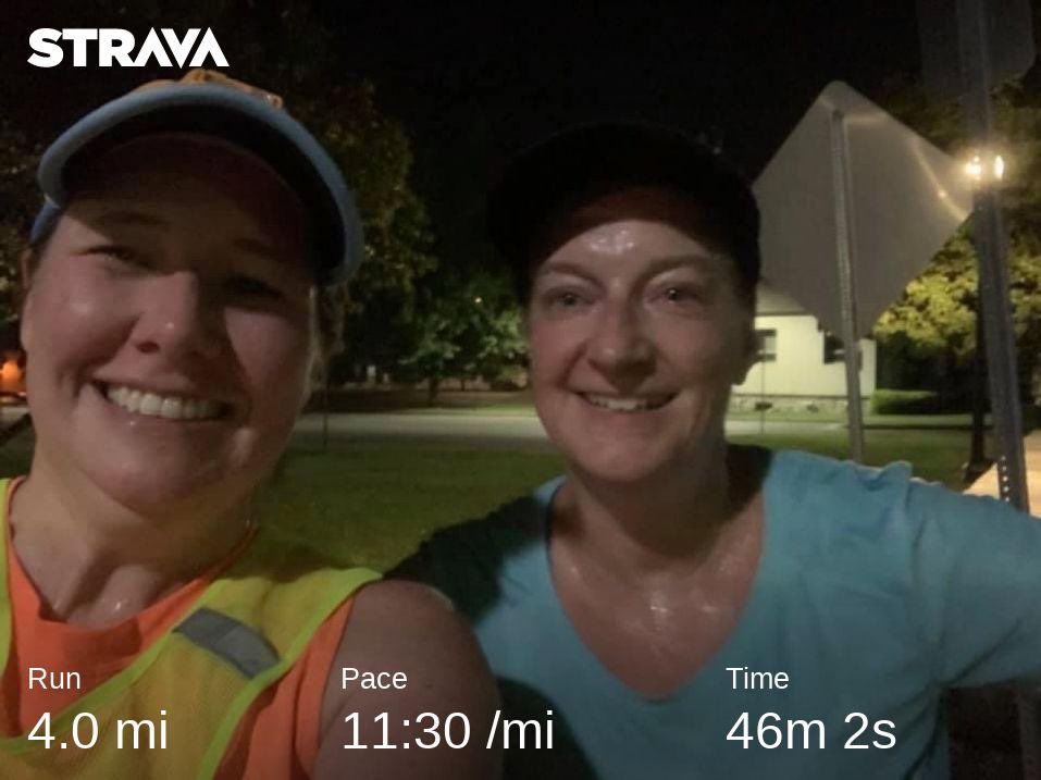 TeresaLill262's tweet photo. 4 miles to start my Tuesday! I love our #MRTT groups, but sometimes it’s also great to just chat and catch up with one BRF! 💕

#momsrunthistown #injuredrunner #runVA #willrunforcoffee☕️ https://t.co/UgdW8reaT1