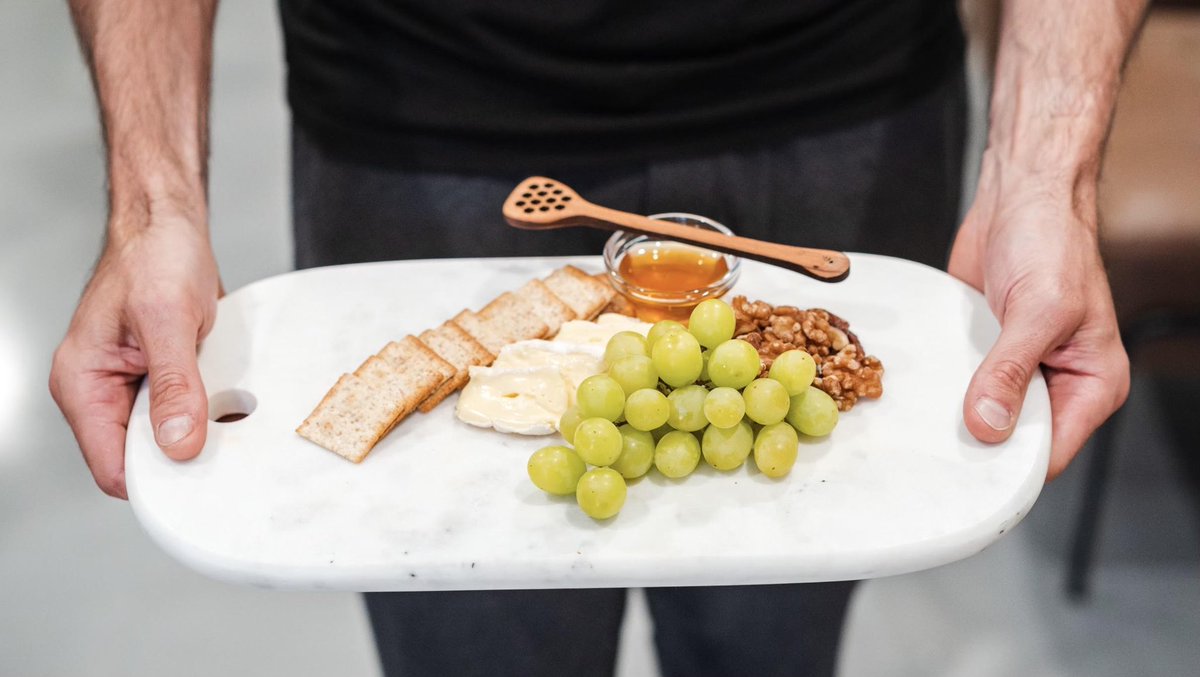Jim White Fitness (@jimwhitefit) on Twitter photo #sponsored: Heart-heathy Fall Charcuterie Board: 5 Whole Grain Crackers, 1oz Low-Fat Cheese, 1 C <a href="/GrapesfromCA/">Grapes from California</a>, and 1/8 C Walnuts. A tasty, good-for-you combo with antioxidants and other polyphenols from grapes, omega-3 fats from walnuts, whole grains and protein too. #sponsored: Heart-heathy Fall Charcuterie Board: 5 Whole Grain Crackers, 1oz Low-Fat Cheese, 1 C <a href="/GrapesfromCA/">Grapes from California</a>, and 1/8 C Walnuts. A tasty, good-for-you combo with antioxidants and other polyphenols from grapes, omega-3 fats from walnuts, whole grains and protein too.