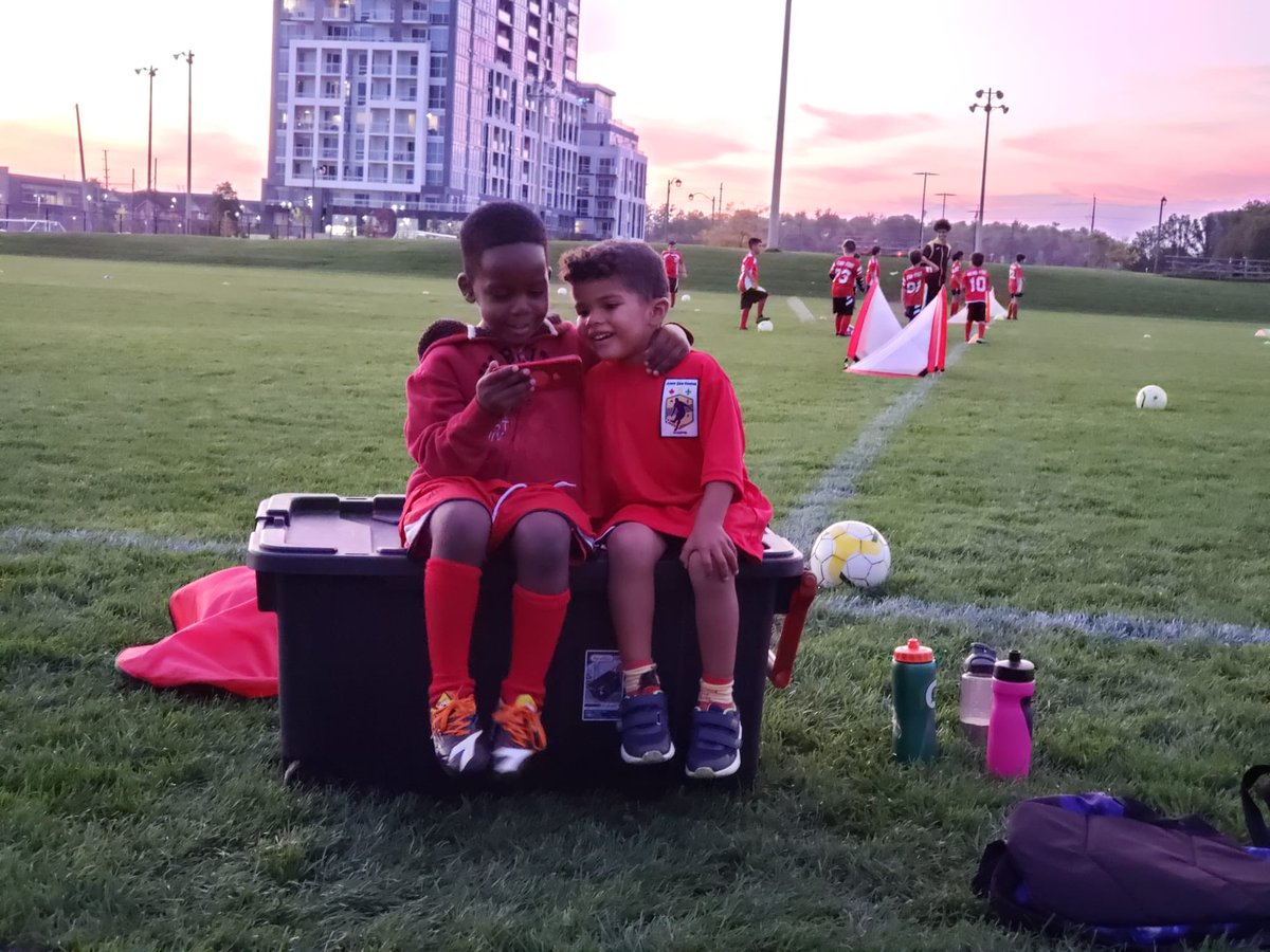 AwitorMarie's tweet photo. Avenir Élite Football Académie in Milton is all about Friendship ❤️❤️⚽️⚽️ https://t.co/cp69M0d0VT