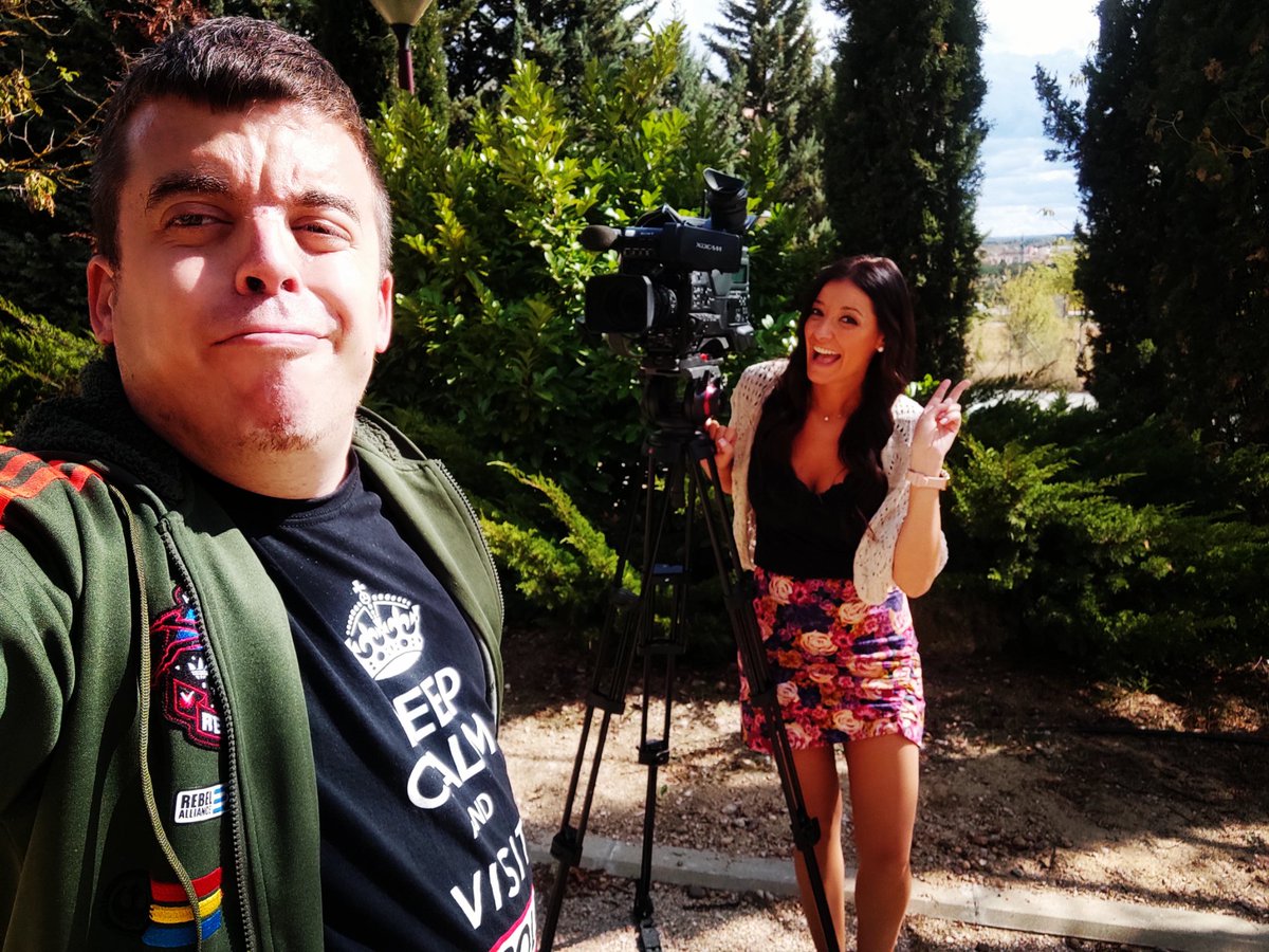 Gelordonez's tweet photo. Arrancamos! 💪🏻🎥
El lunes 4 de octubre volvemos a dar guerra por los pueblos!
Momentazos los que vamos a vivir en esta nueva temporada, no os lo perdáis!
Todos los lunes a las 22:30 en La 7 de @cyltv con Miriam García y un servidor! 📺
#MeVuelvoAlPueblo
#MVAP https://t.co/9kTDiSeHk3