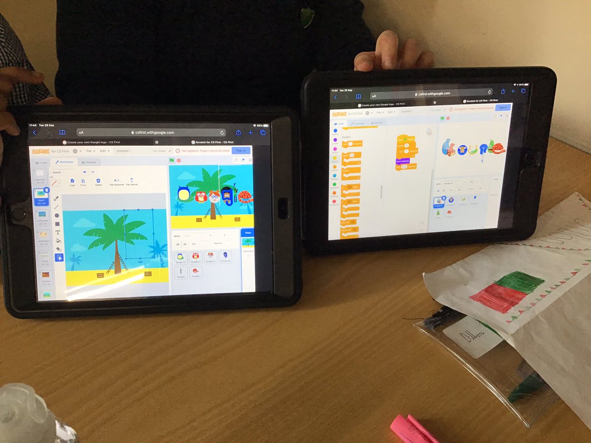 AnnunciationHA8's tweet photo. The children are thoroughly enjoying creating their own google logos on scratch #CodingWeek #Computing #CreatingAlgorithms https://t.co/oxJ9NL0kdk