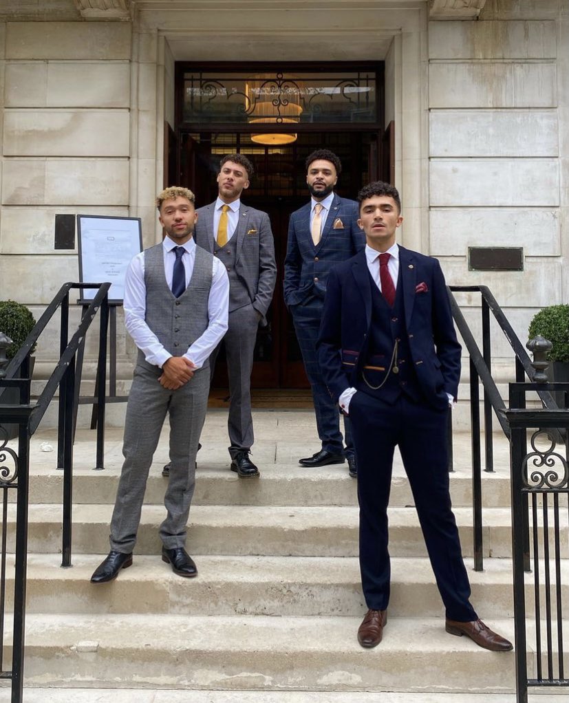 Kaineofoeme's tweet photo. Wedding vibes with the gang 🕺🏽 https://t.co/W7ClPx5tqf