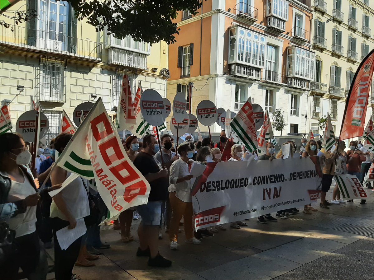 DEPENDENCIA. Esta mañana hemos vuelto a salir a la calle en Málaga para exigir el desbloqueo del convenio de la dependencia.