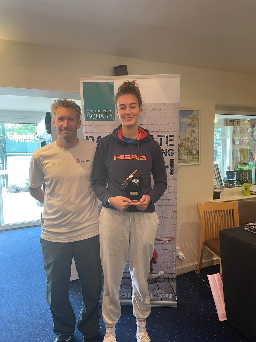 Big congratulations to Suffolk Junior players who competed in the East Regional Closed this weekend at @ipswichsportsclub. Special mention goes to; 
U13 Boys Champion Will Burton
U15 Girls Champion Emma Logan
U15 Boys Runner Up Matt Bartley
U19 Girls Champion Emma Bartley