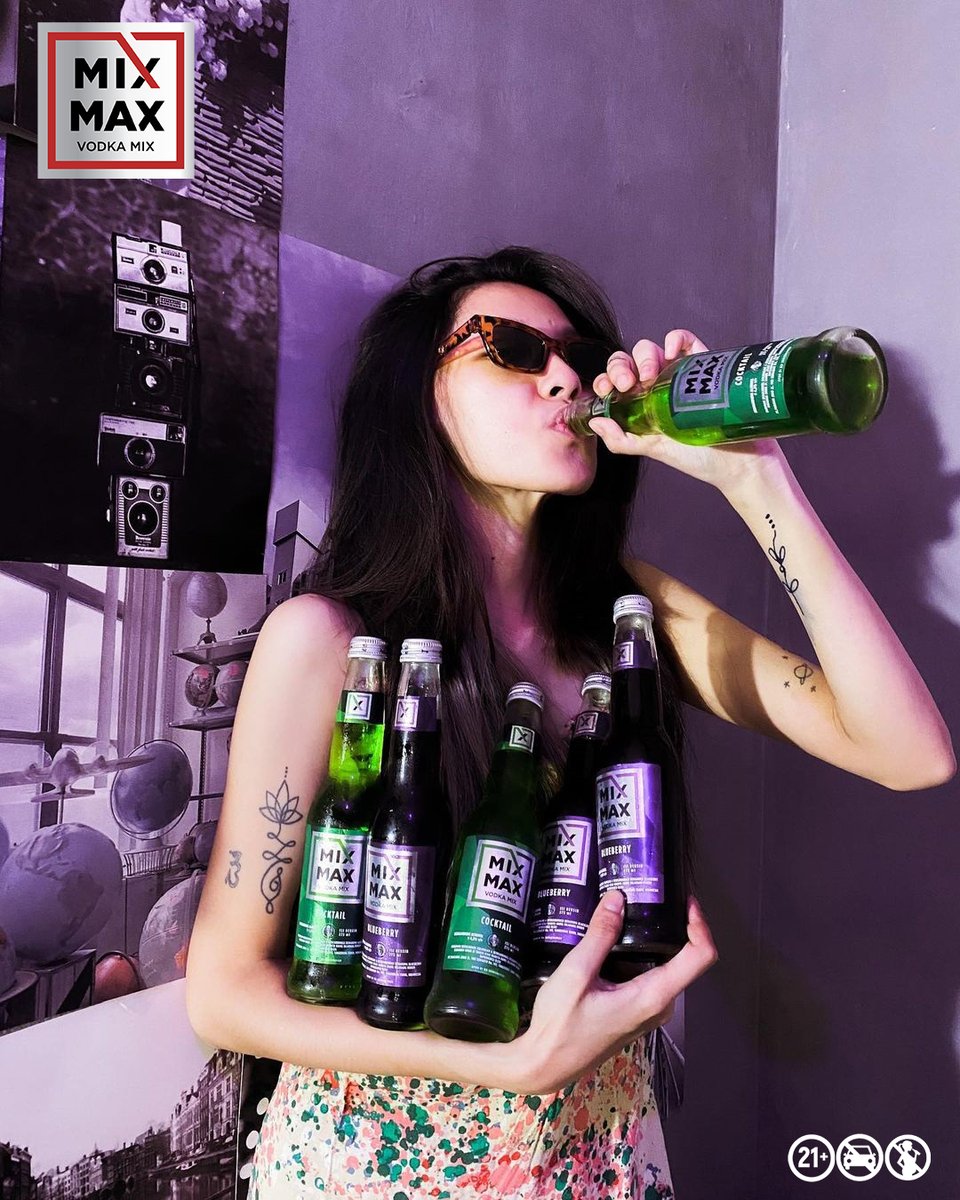 MixMax_Vodka's tweet photo. Emang keren banget ya si @alyafrcn , rela ga sih bagi"?
#Mixmax #VodkaMix #Cranberry #ExoticBlue #Classic #Guava #IceGlacier #Blueberry #Cocktail #AnggurMerah #TheRefreshedLegend https://t.co/iYKOScmTH6