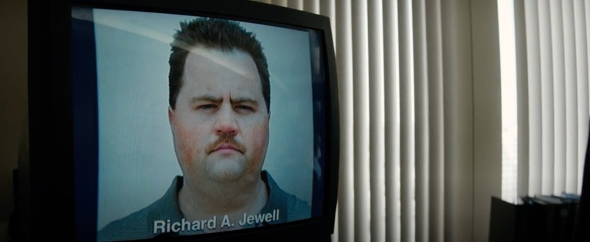 Lucky_Screen tweet media