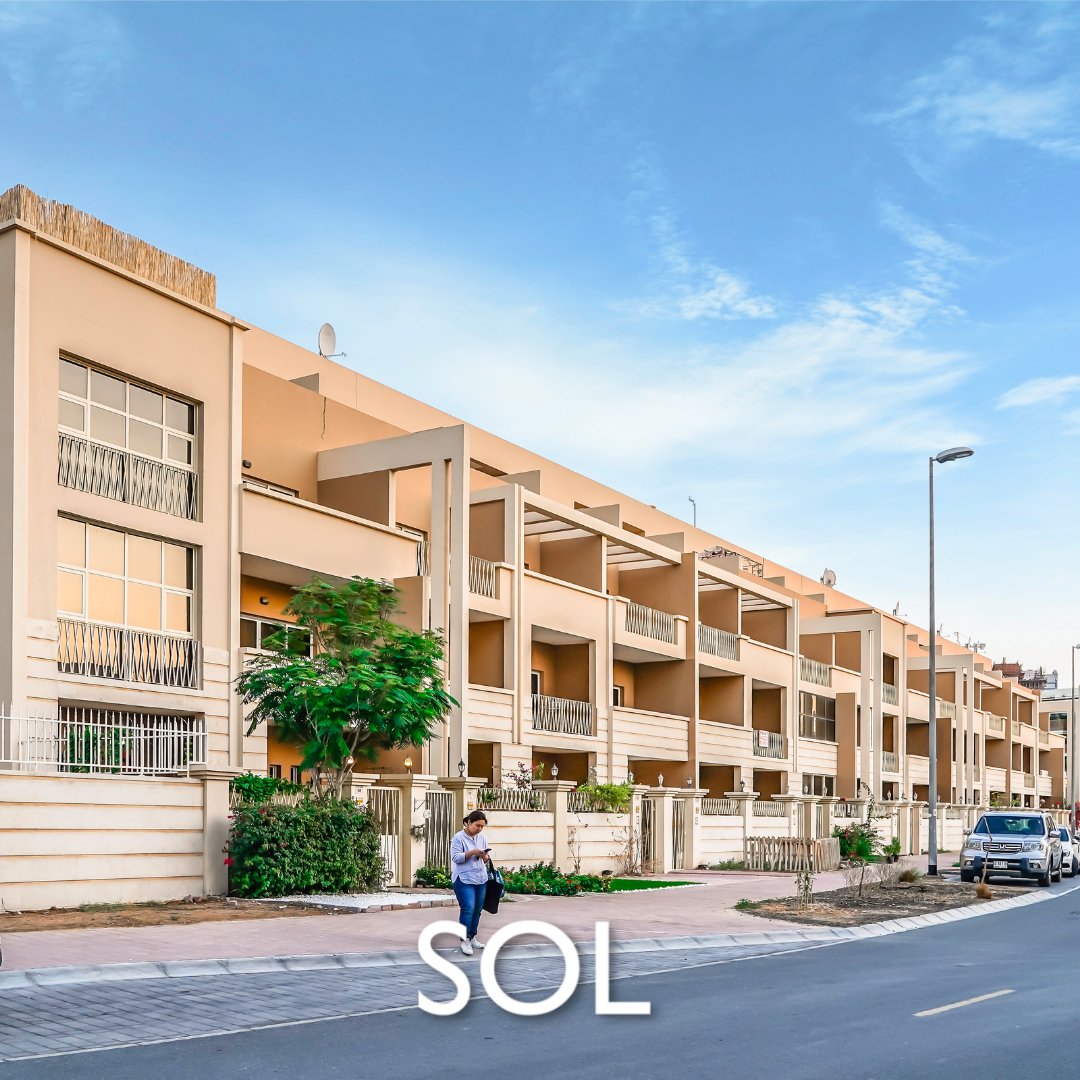 solproofficial's tweet photo. Mulberry Park townhouse located in Jumeirah Village Circle has been designed with meticulous attention to detail. Featuring 4-bedrooms, it surely makes a spacious home living for families. Now available at AED110,000. Get in touch with us to know more. #SOLProperties https://t.co/W0mPA5p3Zl