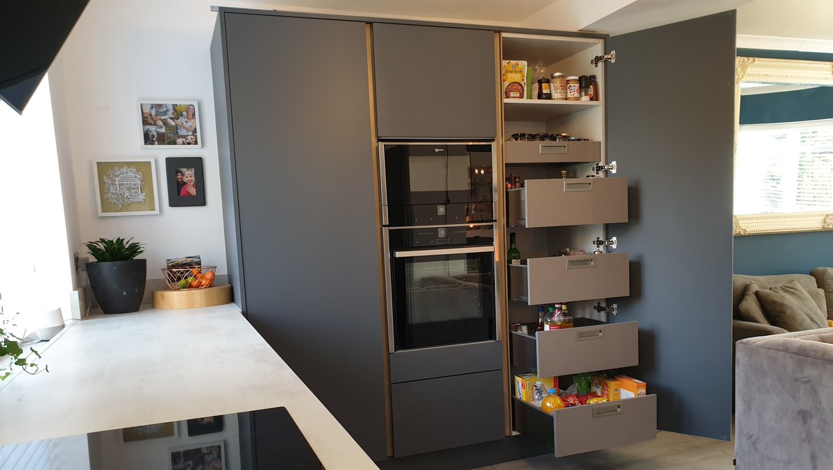 'I love everything about my Masterclass kitchen, but one of my favourite features has to be the storage...🔪🍳⁠ I can now keep all of my food and utensils behind closed doors, making my open plan kitchen feel sleek and fresh!' ⁠