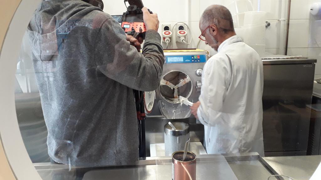 Making beautiful gelato <a href="/Gelato_Village/">Gelato Village</a> with Antonio and Daniele using local honey from <a href="/TheBeeFarmer/">Dave Mc</a> and milk from <a href="/vinefarmdairy/">vinefarmdairy</a>