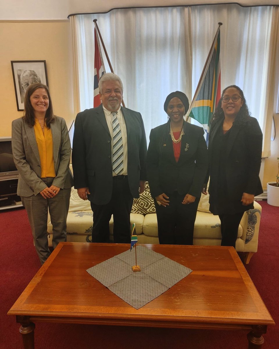 Ambassador Ramokgopa met with her Venezuelan counterpart to receive an update on the ongoing mediation talks in Mexico. South Africa is encouraged by the continued inclusive dialogue process. #peacemediation @DIRCO_ZA