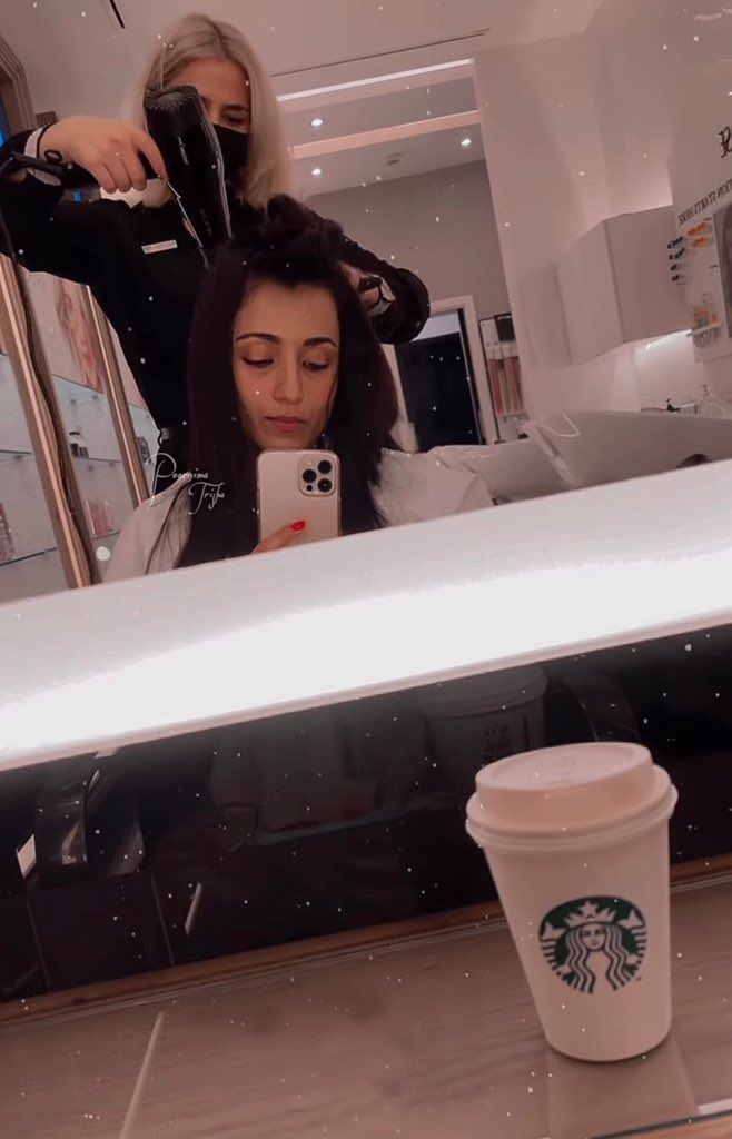 FAXlYJAVEAc0R1a?format=jpg&name=medium