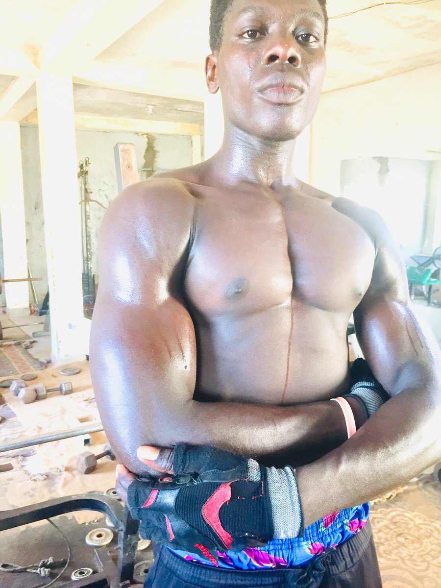 Man grinding looking for succes
#Simeon panda 
#gymmotivation 
#Gymnastics 
#DallasCowboys 
#SugarDaddys