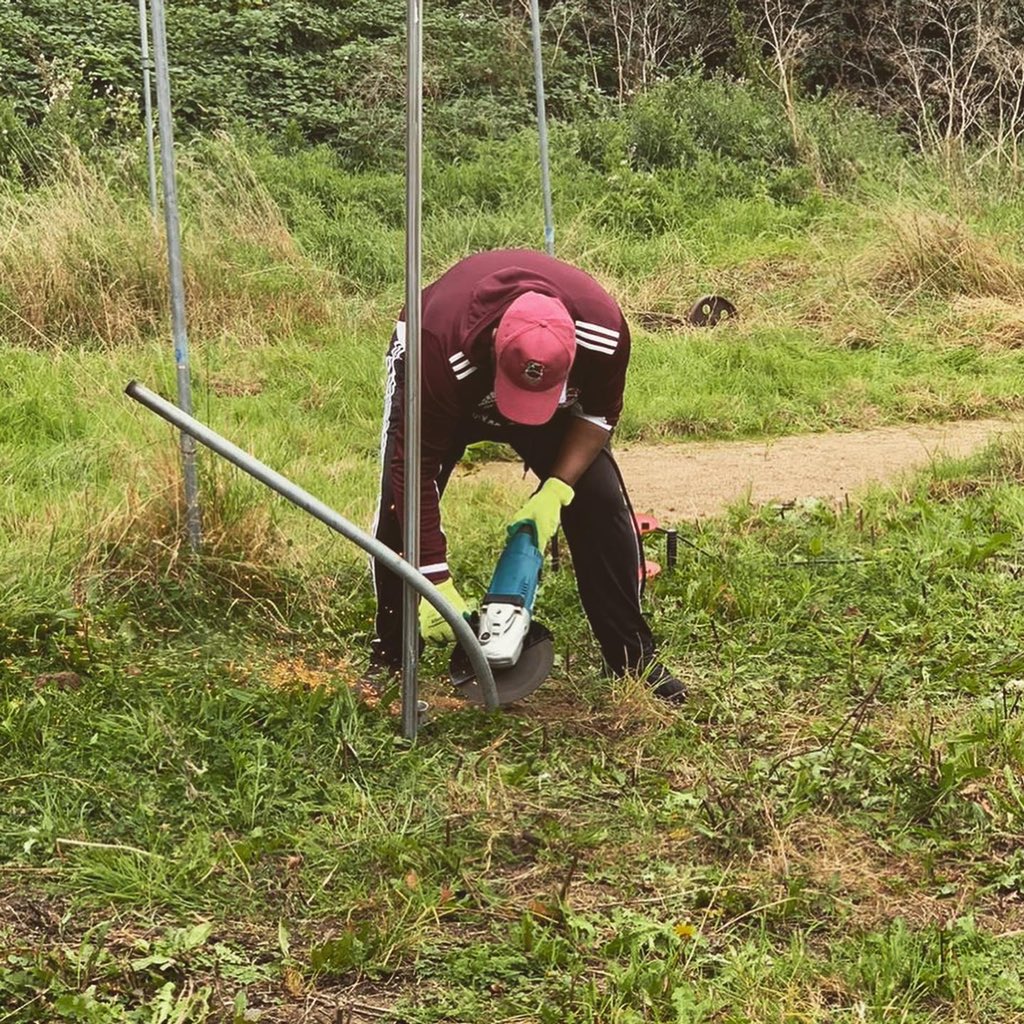 KentonCC's tweet photo. Last weekend the boys headed down to make the final preparations for the installation of our NEW NETS! We’ve got rid of the old matting and poles and now we’re just waiting for the new… STAY TUNED! 

#cricketnets #groundsday #outwiththeoldinwiththenew https://t.co/VZV87qiPoz