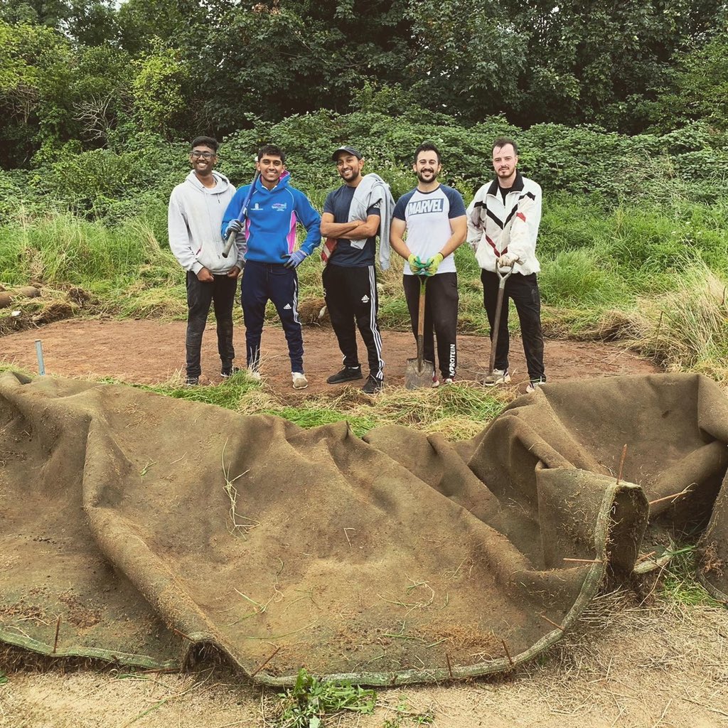 KentonCC's tweet photo. Last weekend the boys headed down to make the final preparations for the installation of our NEW NETS! We’ve got rid of the old matting and poles and now we’re just waiting for the new… STAY TUNED! 

#cricketnets #groundsday #outwiththeoldinwiththenew https://t.co/VZV87qiPoz