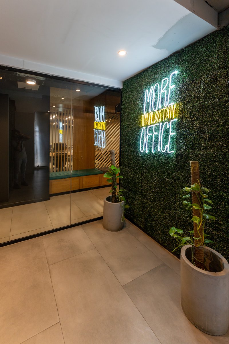 Daftarkhwan's tweet photo. #Electrify your #work week

#morethanjustanoffice #logowall #coworking #daftarkhwan https://t.co/UxAM5WCKa5
