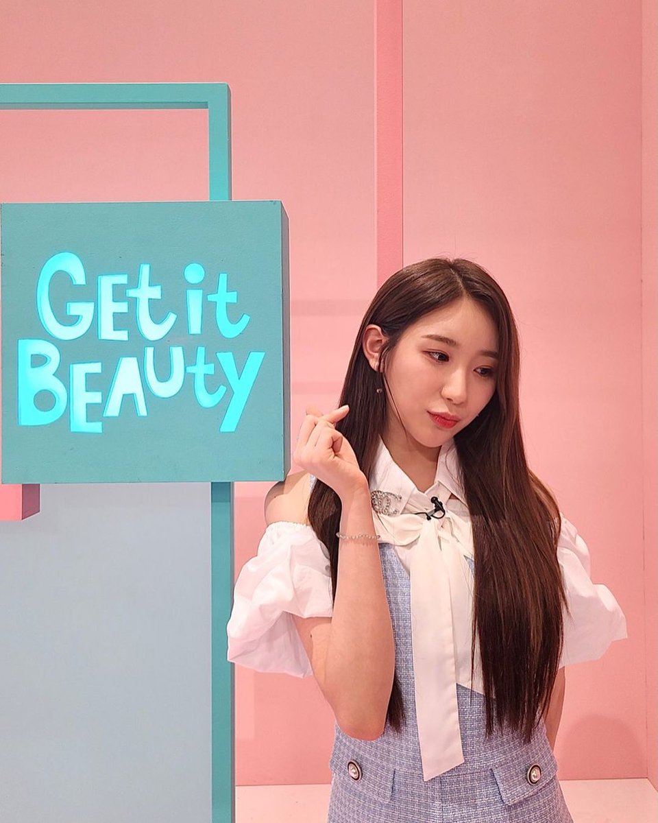 chaeyeonfiles's tweet photo. 210928 instagram update https://t.co/JdjtB0kAEI