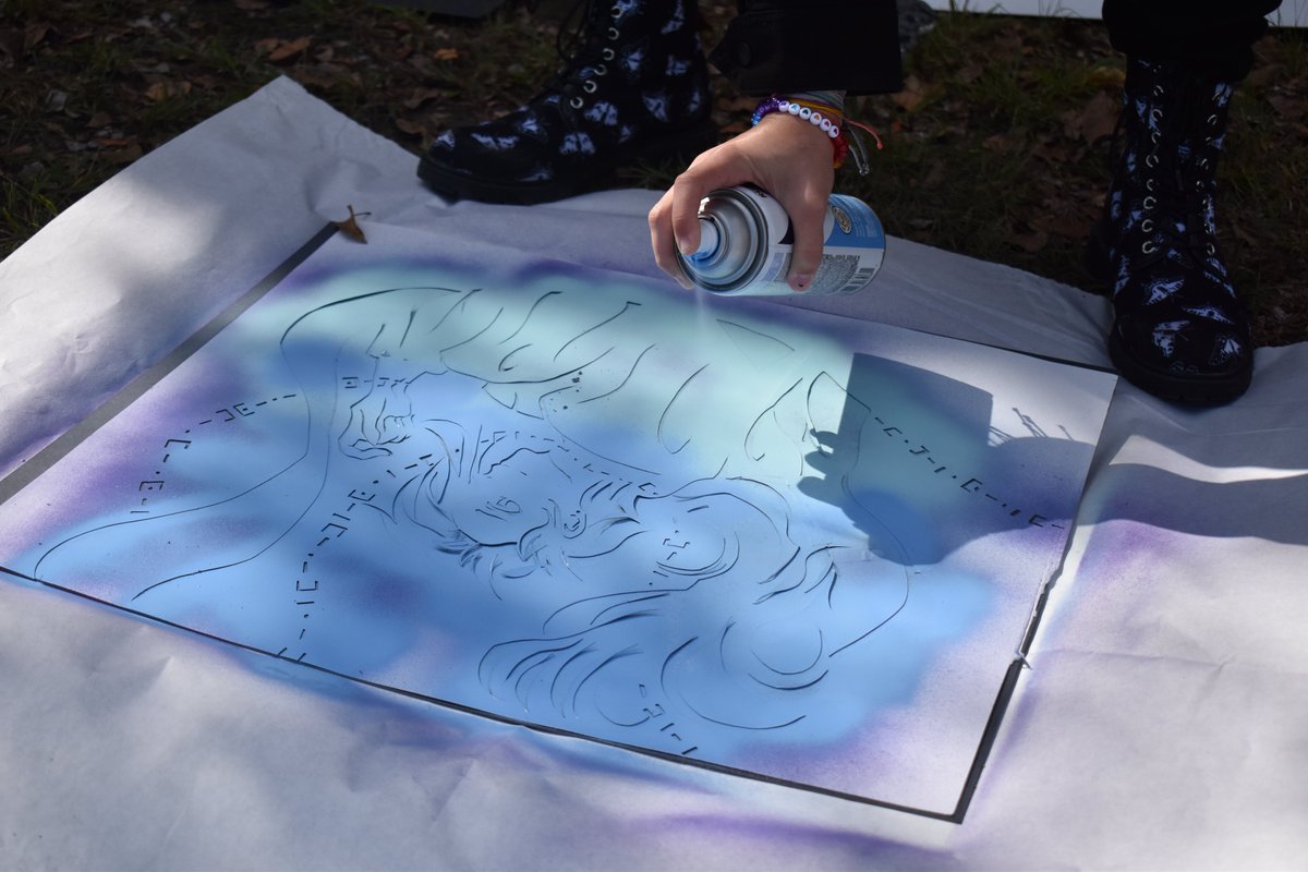 Spray paint, one of my favorite mediums to work with! Creative Studio class caught some sunshine yesterday as they spray painted their hand drawn &amp; cut stencils on the lawn. #bscsd