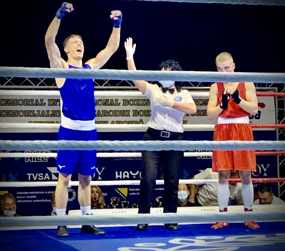 One of our own, Sgt Anthony has done the Regt and #Wales proud. As a coach on an International Memorial boxing tournament in #Bosnia. Representing the <a href="/WelshBoxing/">Welsh Boxing | Bocsio Cymru</a> association, the team have returned with 1 Gold and 5 Silvers.🥇🥈💪🏴󠁧󠁢󠁷󠁬󠁳󠁿