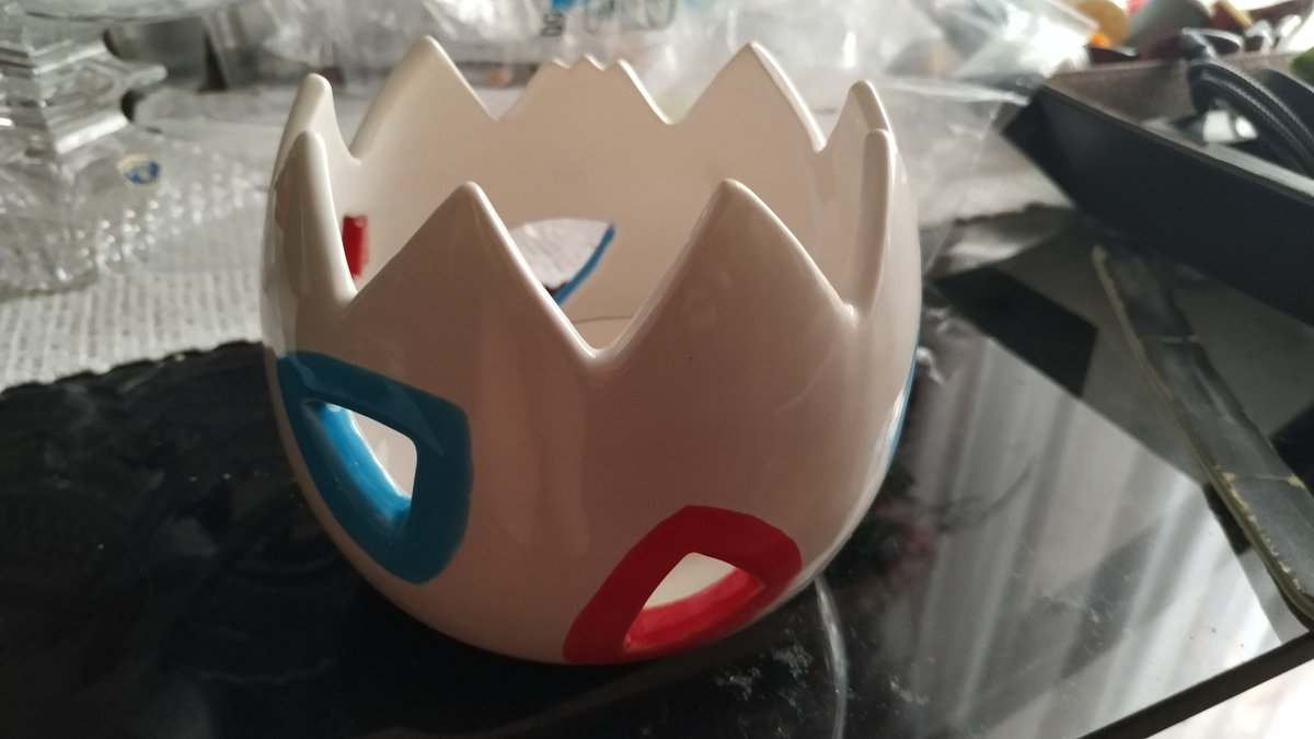 KirikinaSat's tweet photo. Me ha llegado ya el portavelas de Togepi de @PotteryDungeon, en fotos es bonito pero en directo es precioso ❤

Me he enamorado muy fuerte https://t.co/xawMQVy3Ib