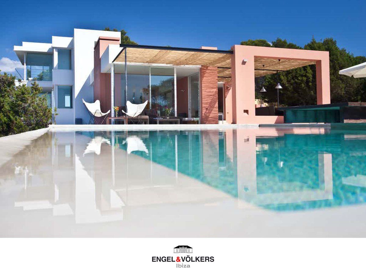 EVIbiza's tweet photo. ☀️🏠 Holiday rental property of the week 🏠☀️
Designer villa on the west coast
📍 San José - Cala Bassa
🛏 6 🛀 6 🏠 380 m²
🔗 EV ID: 512
💡 Information for rentals: https://t.co/0HhPNiScDk
☎️ +34 971 193 445
#engelvoelkersibiza #calabassa #holidayhome #pool #sunsetviews https://t.co/FEhnPciJbd