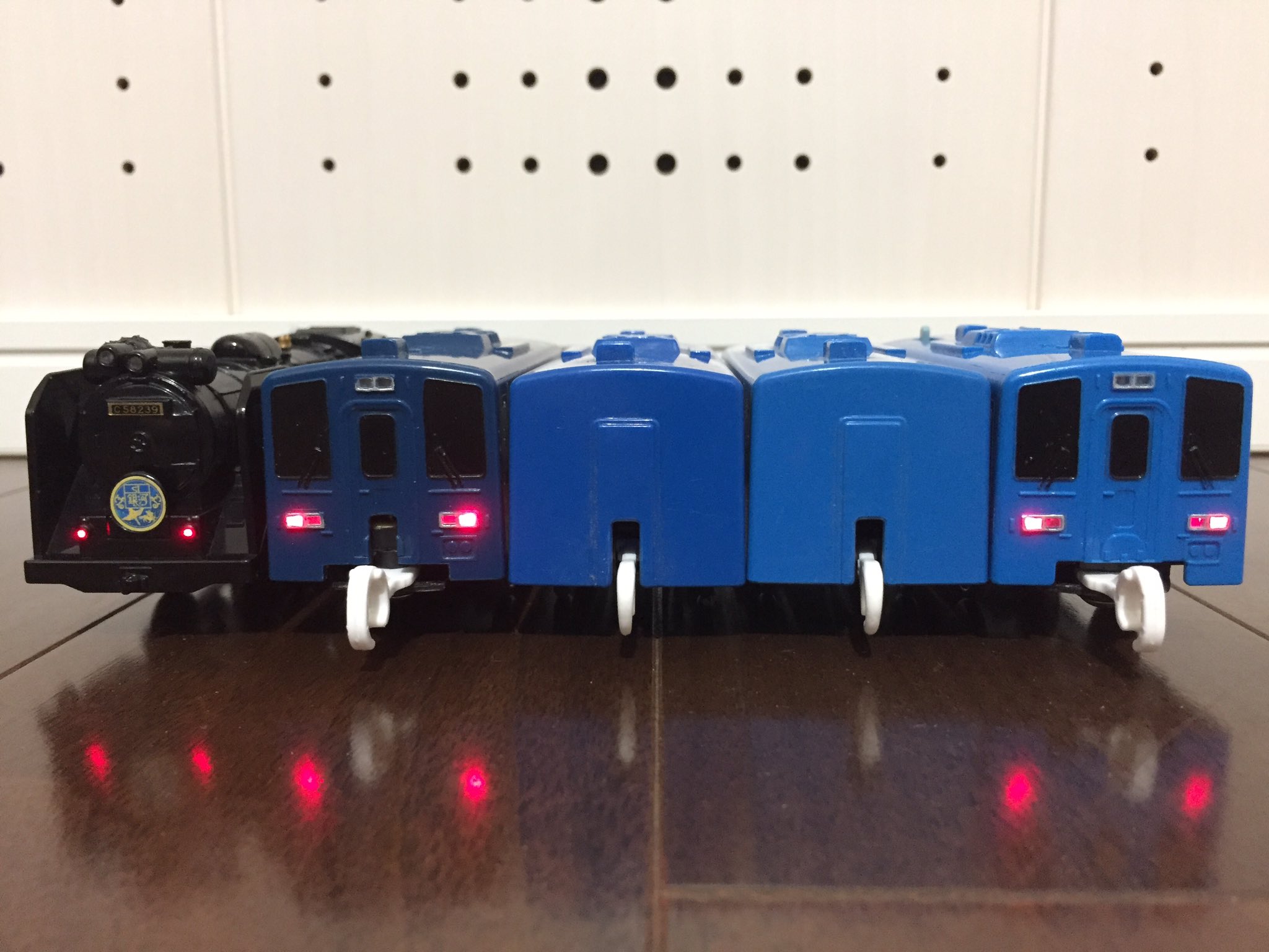 tomix SL銀河用客車(キハ141系)にTNカプラー(JC6384)取り付け