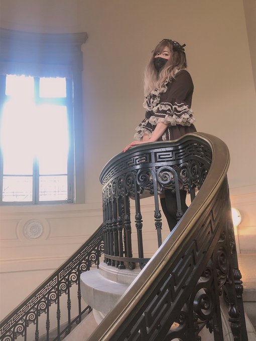 螺旋階段のtwitterイラスト検索結果 古い順