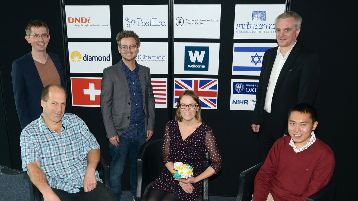 <a href="/london_lab/">London Lab</a> <a href="/covid_moonshot/">COVID Moonshot</a> The <a href="/covid_moonshot/">COVID Moonshot</a> project just received key funding from <a href="/wellcometrust/">Wellcome</a> to put the most promising drug candidates into clinical trials. We hope the first drugs will be available at the end of 2022. All our results will be publicly shared and free for anyone to use. (3/3)