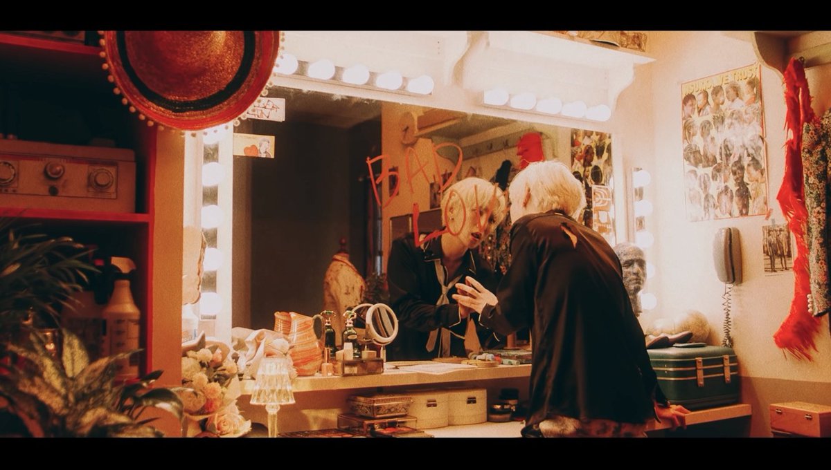 📺 KEY 키 'BAD LOVE' MV
youtu.be/OYWWnd9ACMI

좋아하는 아이돌이 요번에 앨범을 내서 살짝 올려보아요 ...
한 번씩 들어봐주시면 감사합니다ฅᐢ..ᐢ₎♡