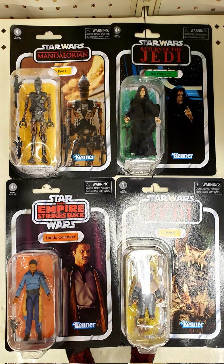 New figure alert! Star Wars The Vintage Collection has hit the East Coast! Lando, Teebo, IG-11, and the Emperor! A couple bent cards and bubbles, so these will be good openers! Score! Richmond VA @yak_face @BanthaSkullcom @usualmike30 #starwars #fightforTVC #starwarsvintage #TVC