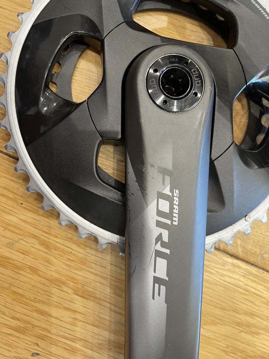 RonSpencerCycle's tweet photo. Looking for groupset? Check out this SRAM FORCE AXS 2x12 Disc. Ex Demo £1500 please call shop for spec/info. We do have cipollini & XR4 frames available for build also if any interest. #sramforce #roadbike #cycling https://t.co/qa4YJFN5hz