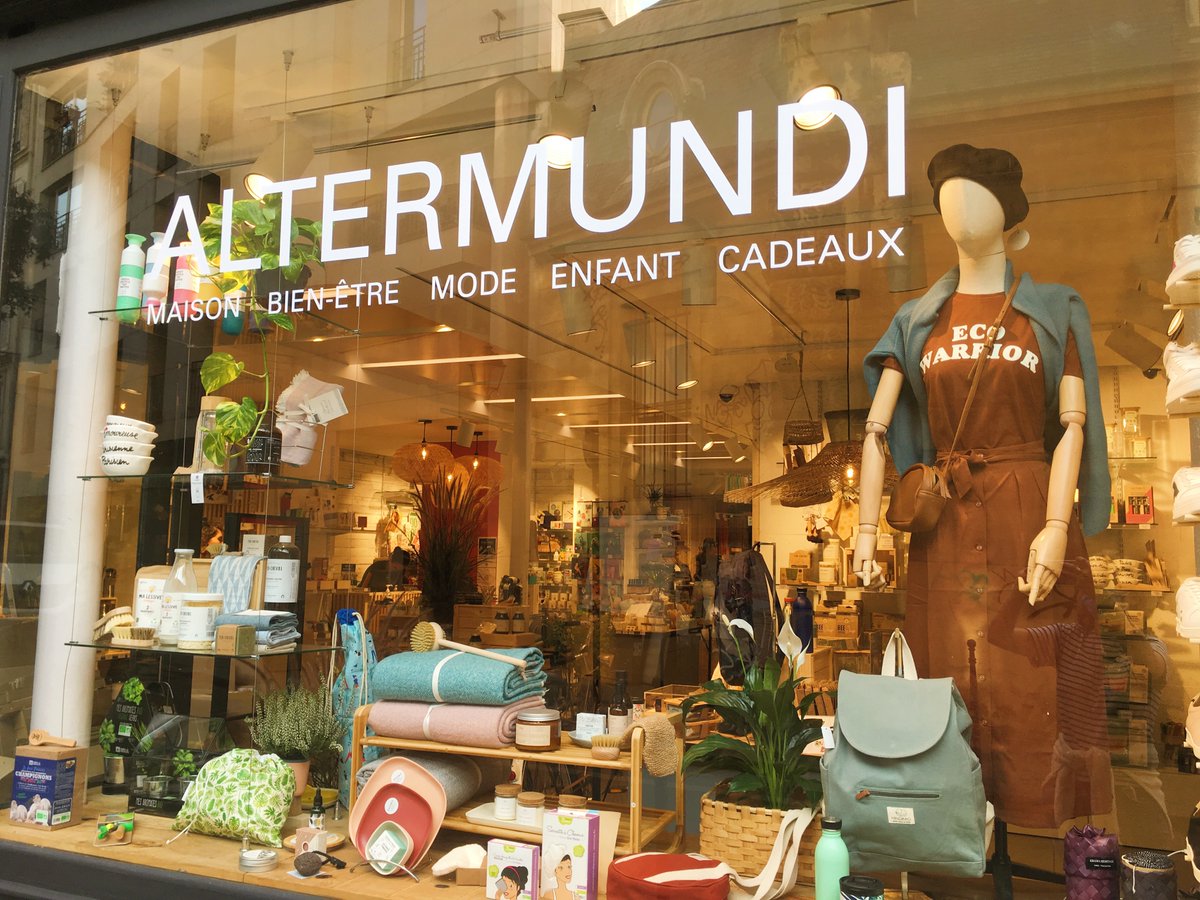 Co-fondateurs du Green Friday, <a href="/Altermundi/">Altermundi</a> allie plaisir et achat durable. L’objectif ? Une #consommationresponsable qui prend en compte l’#impactsocial et environnemental. Découvrez leurs produits éco-conçus pour la maison, la mode ou l’enfant 👉bit.ly/3AILliV