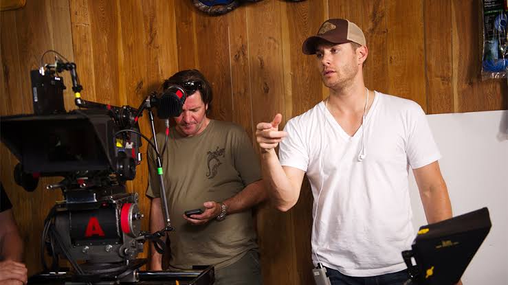 Jared is going to have director Jensen Ackles on his set soon 🤤