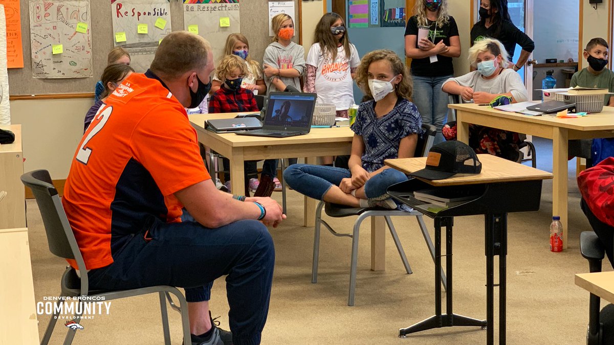 BroncosOffField's tweet photo. “We’re smart — we just learn differently.”

@gbolles72 spent the morning visiting with students at Vertical Skills Academy, an independent school dedicated to improving academic achievement for children with dyslexia and related language-based learning differences.

#BeAChampion https://t.co/8cAfWKZiWb