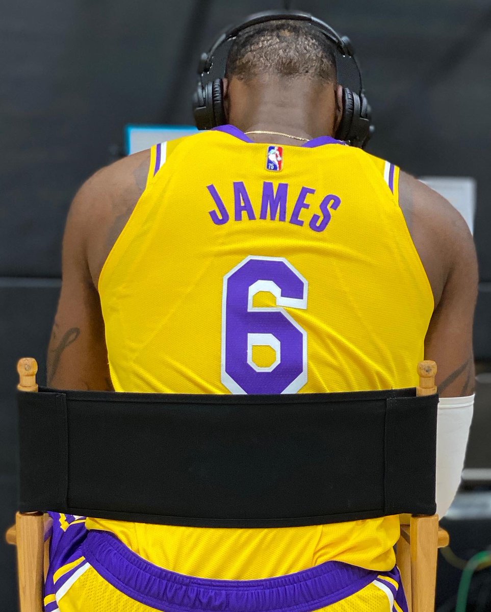 NBA's tweet photo. #6 for year 19! #NBAMediaDay https://t.co/3q8YlATrRi
