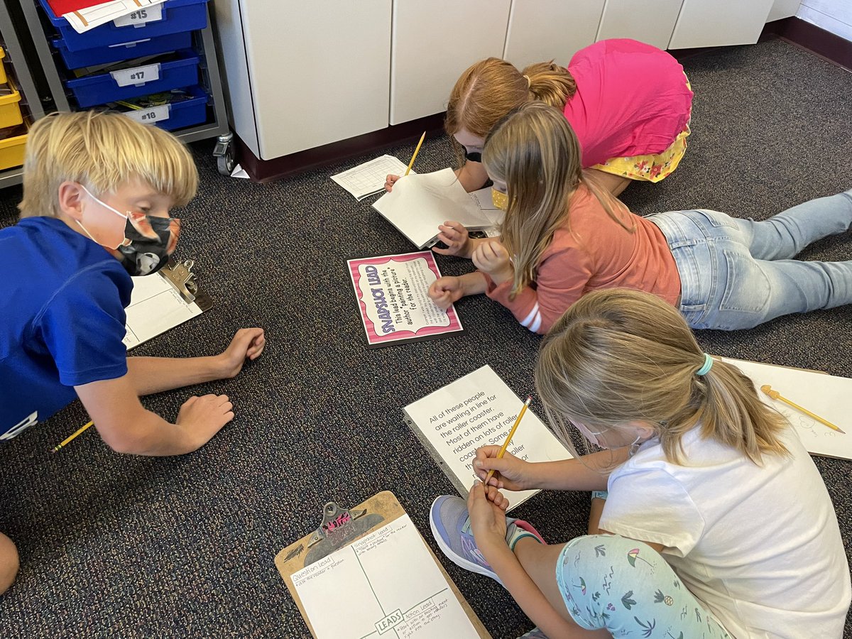 MrsToth03's tweet photo. Writers are at the “Leads Boutique” today trying on different leads to find the one that fits the best for their small moment stories. @Emily_Sickler #harvestlearn https://t.co/bMIeYK4x8p