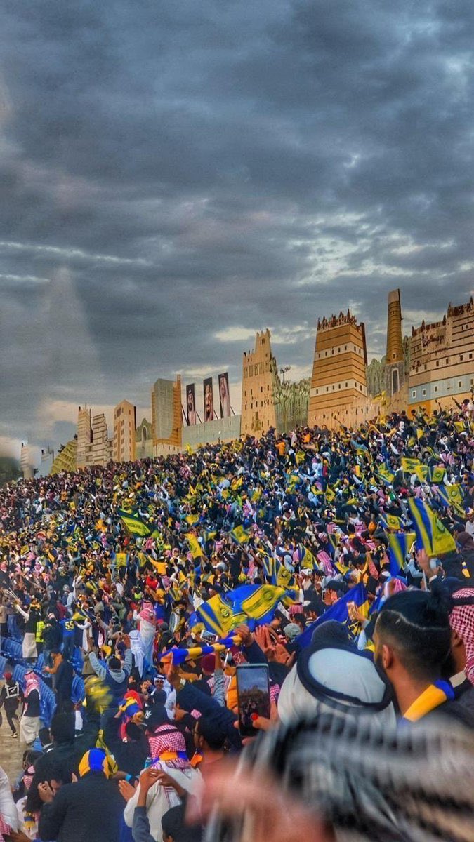 1955Mnbr's tweet photo. 🚨عاجل :
جماهير #النصر في الجنوب تقول كلمتها في عشق النصر وتعلن نفاذ التذاكر في أول ساعه من طرحها 💙💛 https://t.co/TFAb8ZdpZ9