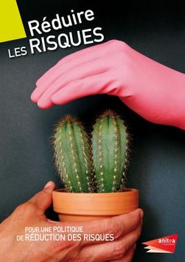 eelvParis10's tweet photo. Nous sommes favorables à une politique globale de prise en charge des usagers de drogue, avec des espaces pour accueil de jour, hébergement, soin, un accompagnement social et psychiatrique, la consommation supervisée, et à un débat apaisé pour le mettre en place #crack #CAParis10 https://t.co/Nv1Bf3qopI