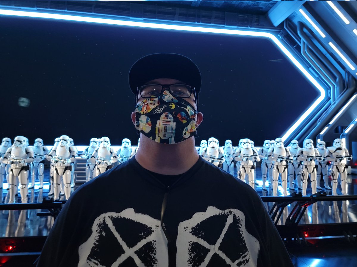 backsid3ofwater's tweet photo. Rise.
@starwars 
@CMPunk https://t.co/BCFgkCxqsm