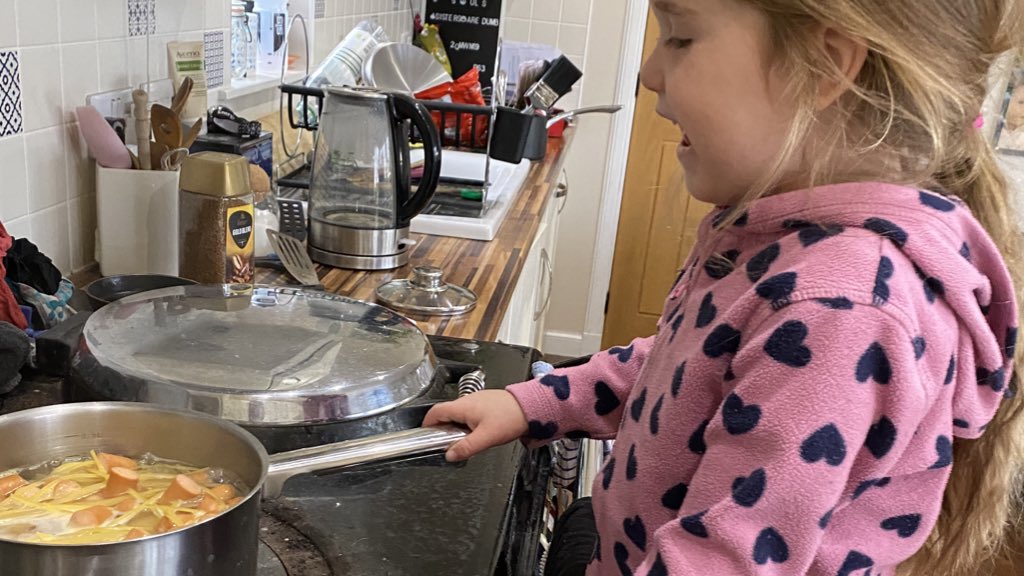 MsCRoche's tweet photo. Does it make me a philistine to be delighted to make and eat hotdogs threaded on to spaghetti with the kids after a busy day?? #QuickTea #NotTheHealthiest #KidsCook https://t.co/NHk4vZ07gj