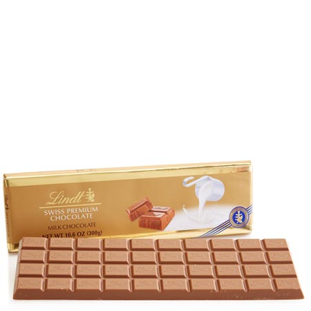 lindtusa's tweet photo. Large Swiss Milk Gold Bar
Our Gold Bars are a larger-format Swiss Classic Bar created with original Swiss chocolate recipes
https://t.co/L3wDcyBob5 https://t.co/HRR1Ln2N6W