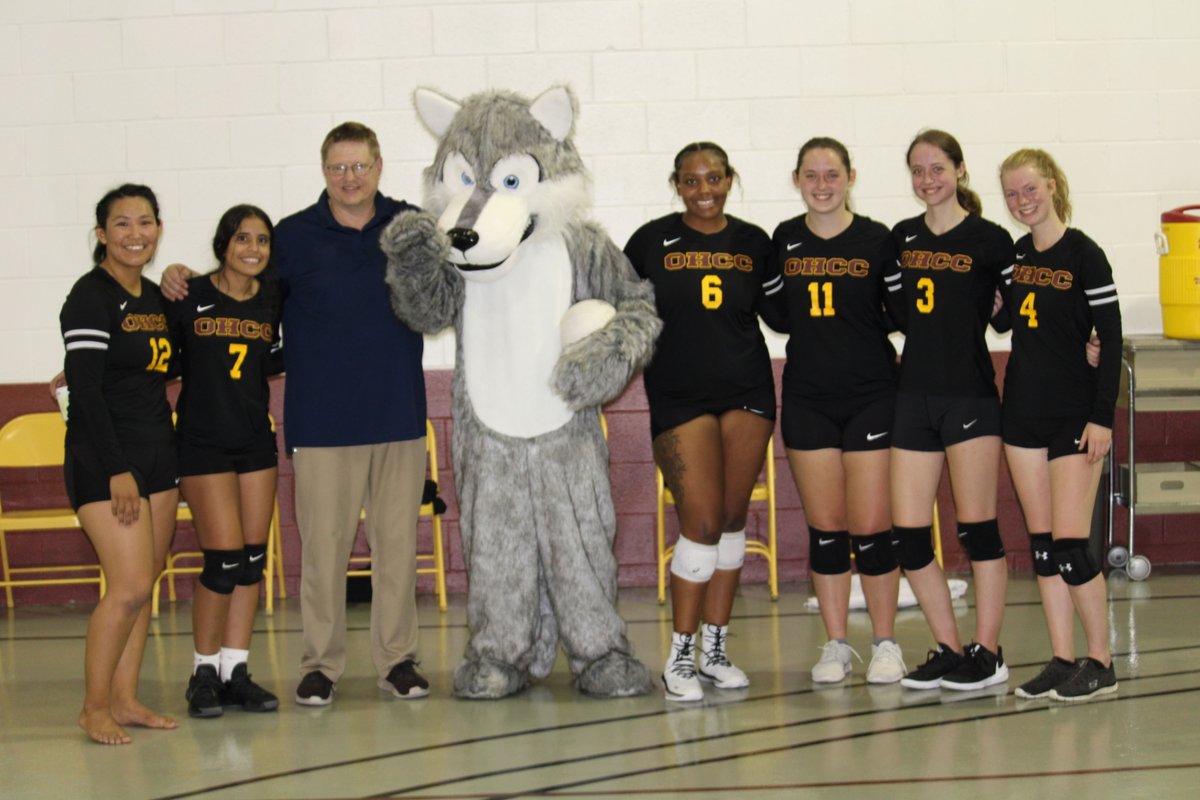 See you at the Home Volleyball Game tonight at 6 pm! #RunWithThePack