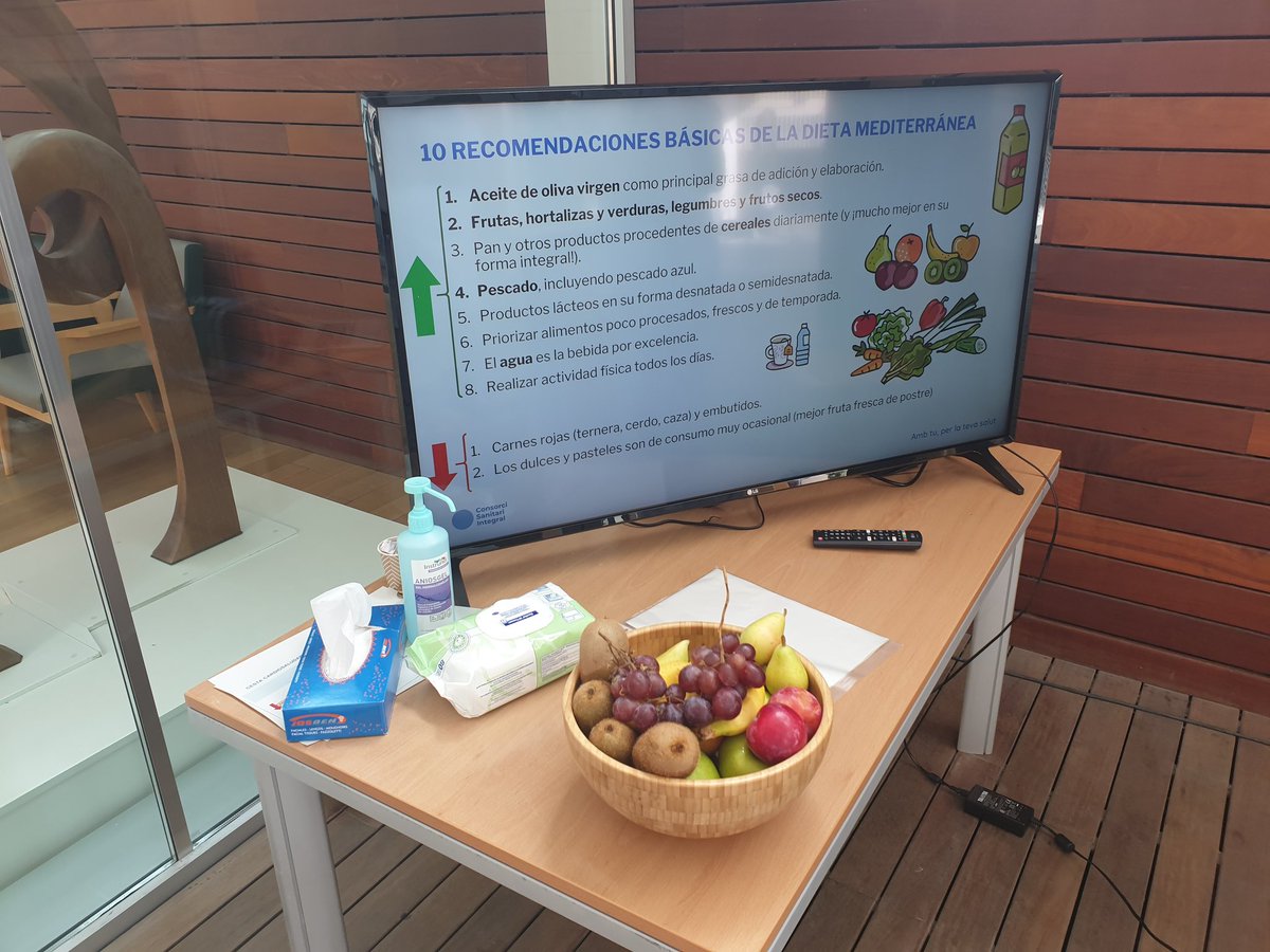 rfreixap's tweet photo. Celebrem la VI Setmana del Cor al @ConsorciCSI . Promoció d'hàbits cardiosaludables a la població. Dieta mediterrània, exercici físic, deixar tabac, control TA, pes, glicèmia i colesterol @catcardiocamfic Junts ho fem millor !!! https://t.co/zHN4qeJqGq